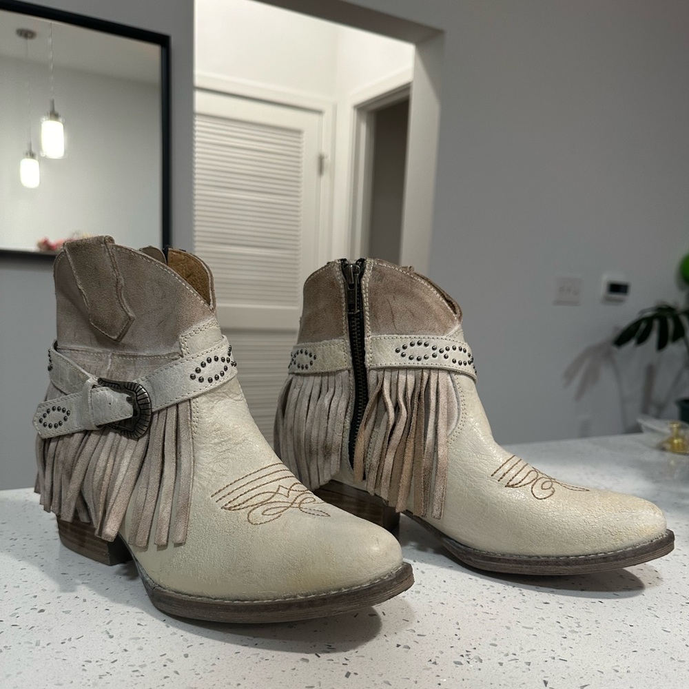 Sterling River Ankle Boots with Distressed Fringe